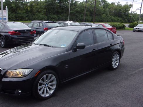 Used 2011 BMW 328i xDrive Sedan AWD/4WD image 16