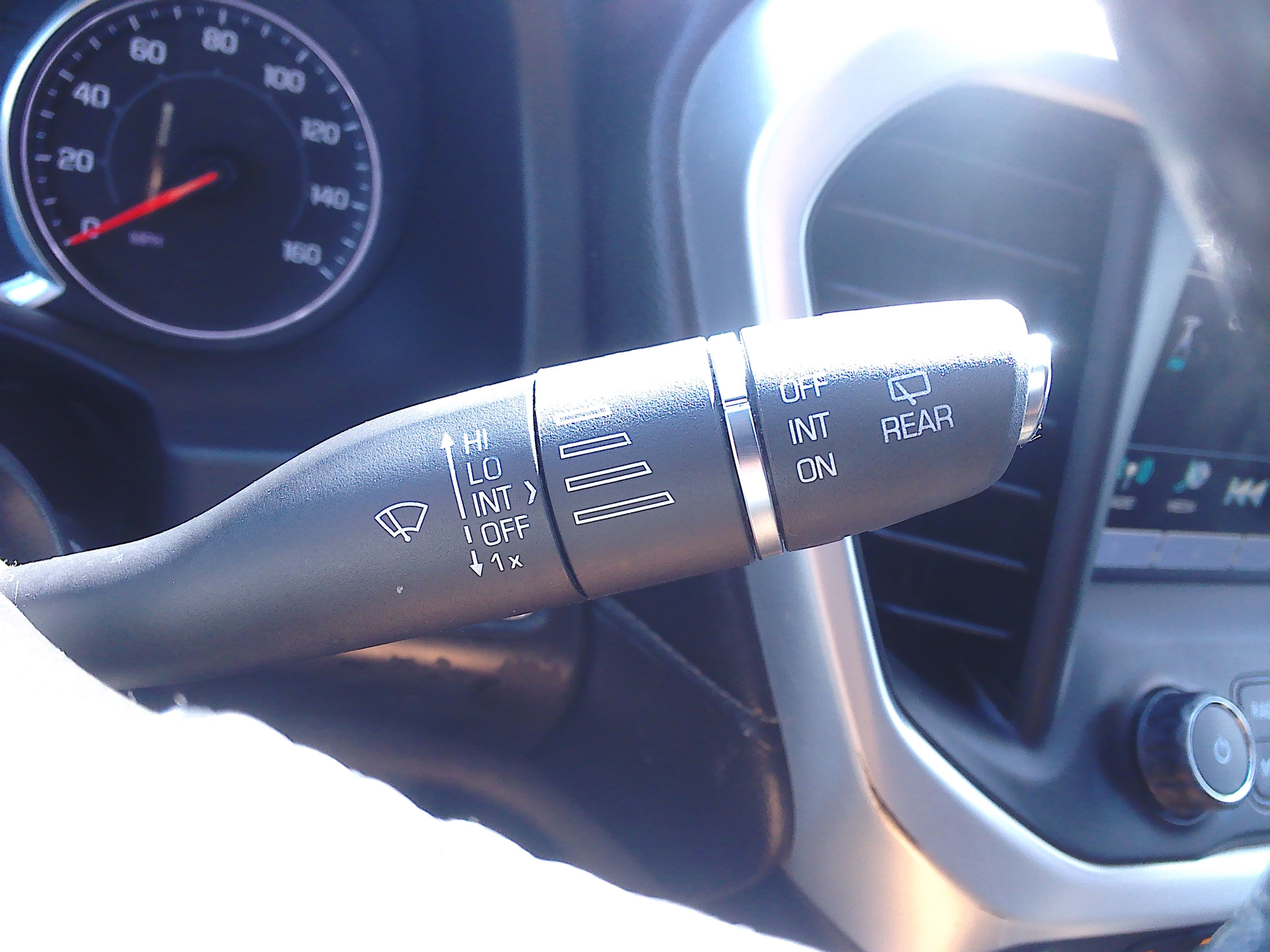 Used 2017 GMC Acadia SLE FWD image 31