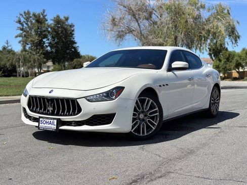 Used 2018 Maserati Ghibli UNAVAIL RWD image 1
