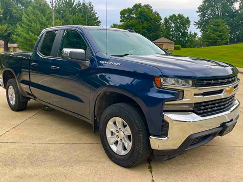 Used 2021 Chevrolet Silverado 1500 LT image 3