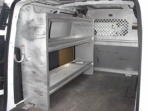 Used 2017 Ford Transit Connect XL image 19