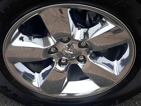 Used 2017 RAM 1500 Big Horn image 2