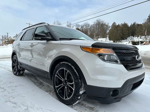 Used 2015 Ford Explorer Sport image 5