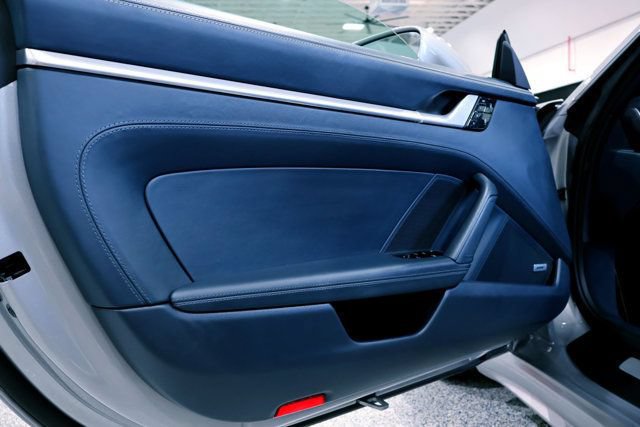 Used 2020 Porsche 911 Carrera 4S Cabriolet image 32