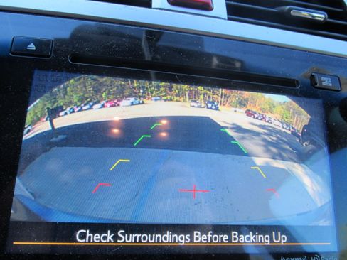 Used 2015 Subaru Outback 3.6R Limited AWD/4WD image 22