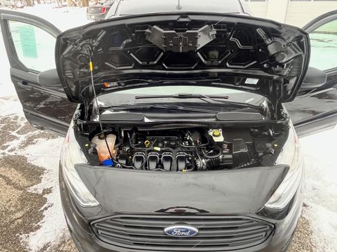 Used 2019 Ford Transit Connect XL image 9