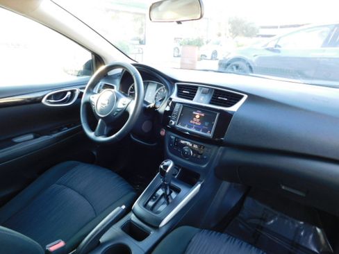 Used 2019 Nissan Sentra SV image 25