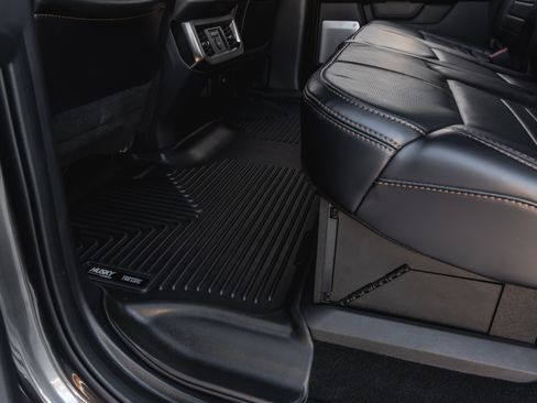 Used 2024 Ford F350 AWD/4WD image 36