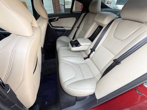 Used 2015 Volvo S60 T6 FWD image 4