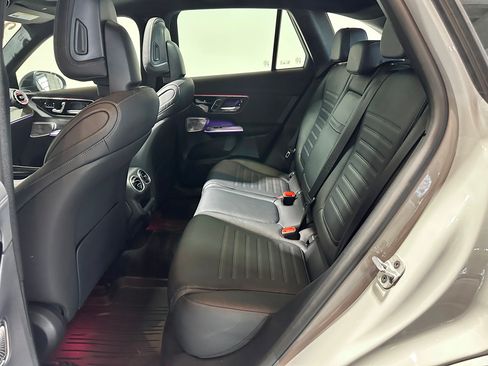 Used 2025 Mercedes-Benz GLC 43 AMG image 32