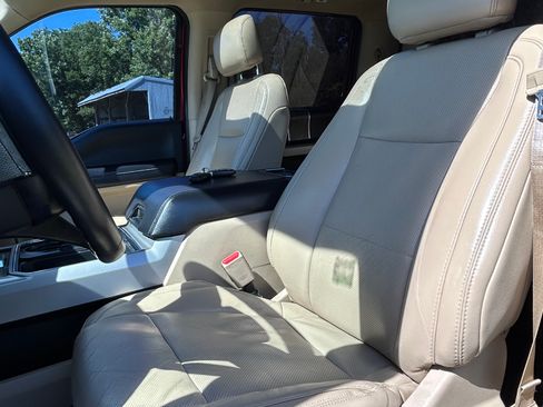 Used 2017 Ford F250 4x4 Crew Cab Super Duty image 13