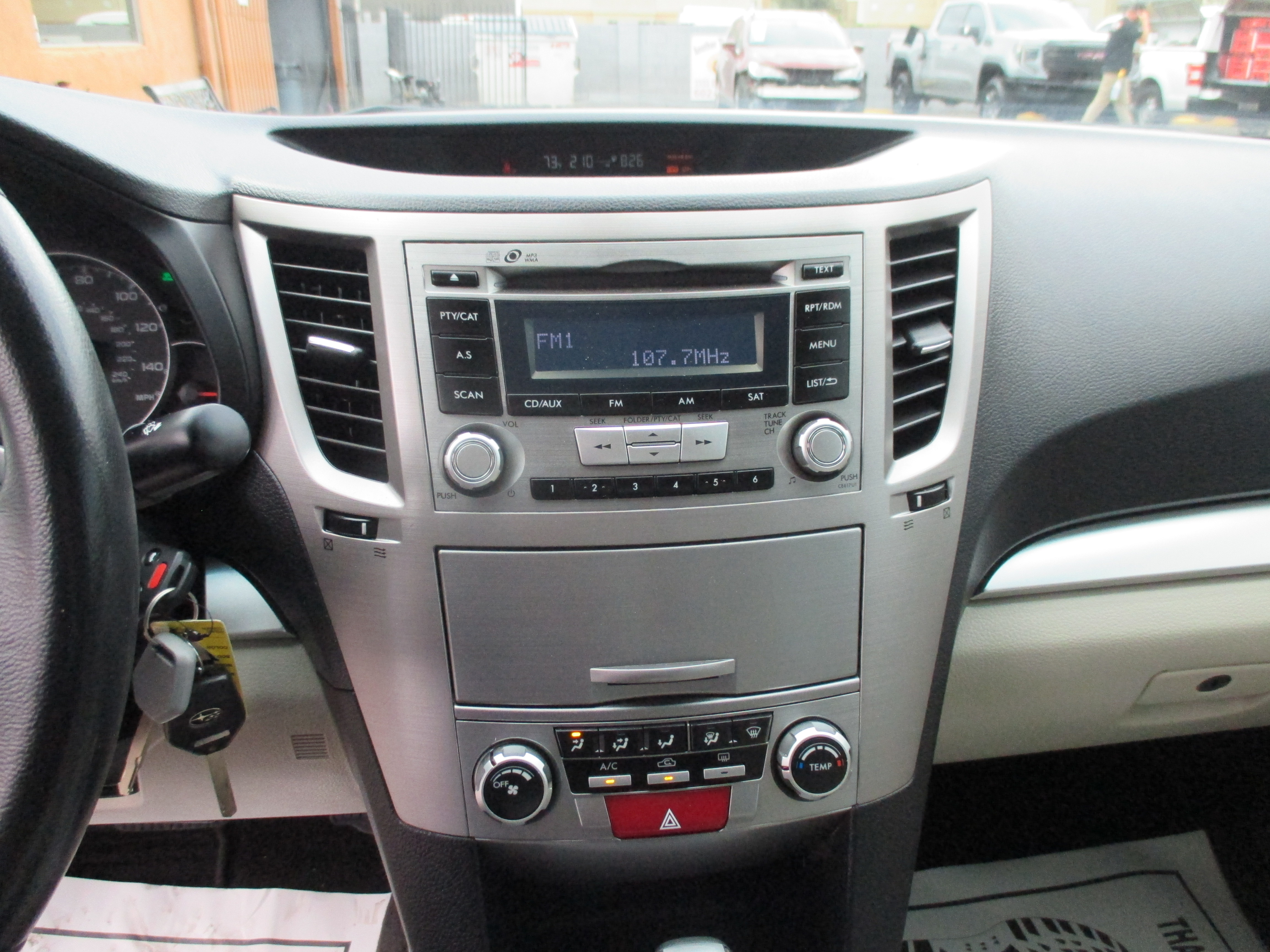 Used 2013 Subaru Legacy 2.5i Premium Sedan 4D AWD/4WD image 6