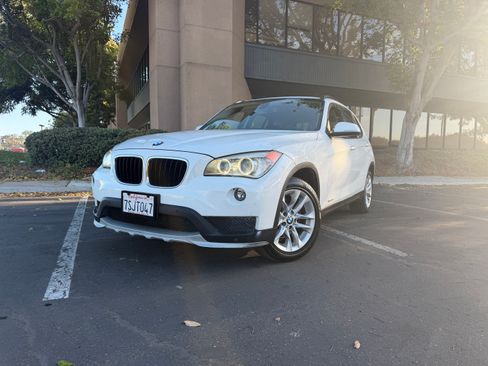 Used 2015 BMW X1 xDrive28i AWD/4WD image 1