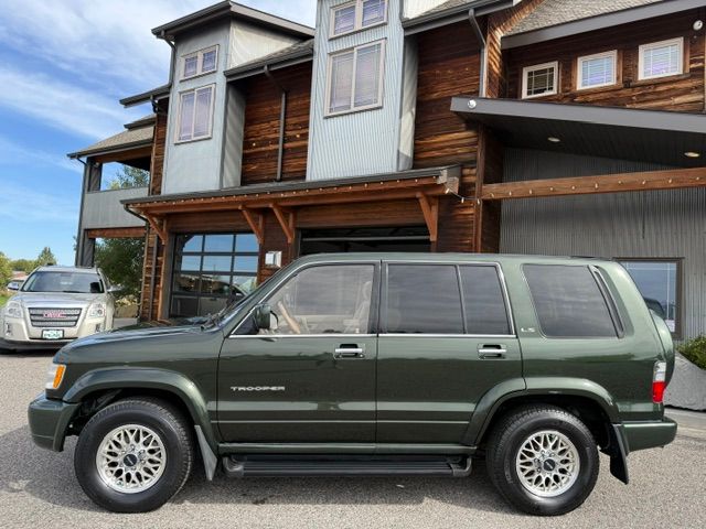 Used 2001 Isuzu Trooper 4WD 4-Door image 2