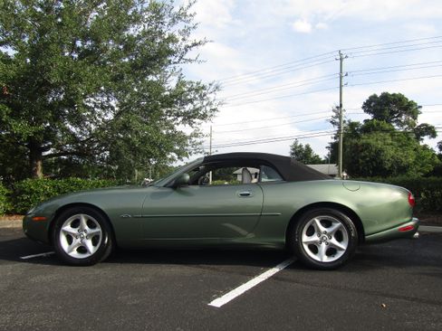 Used 2000 Jaguar XK8 Convertible RWD image 1