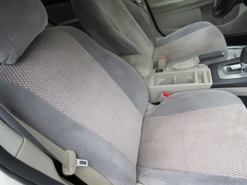 Used 2014 Subaru XV Crosstrek 2.0i Premium AWD/4WD image 23