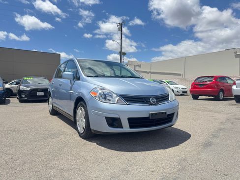 Used 2012 Nissan Versa 1.8 S Hatchback FWD image 12