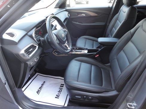 Used 2023 Chevrolet TrailBlazer ACTIV image 13