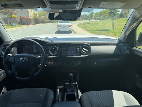 Used 2022 Toyota Tacoma 2WD Access Cab image 15