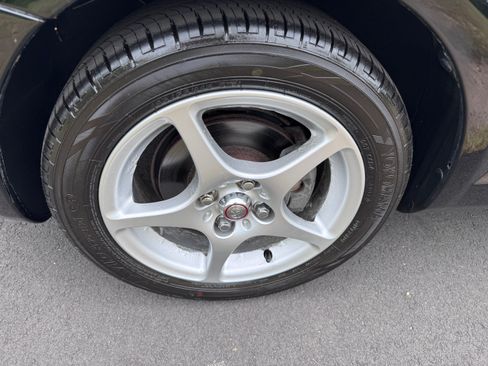 Used 2000 Toyota MR2 Spyder image 22