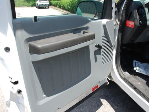 Used 2016 Ford F250 image 5