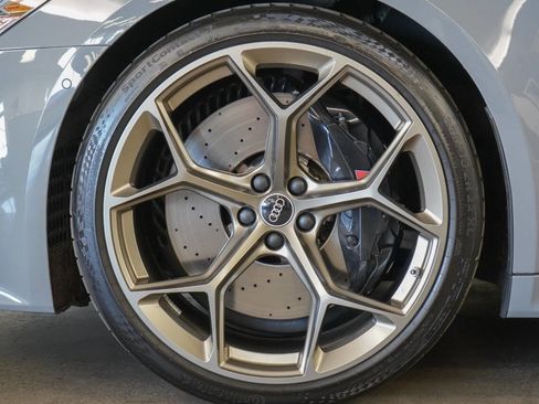 Used 2024 Audi RS 6 performance image 8