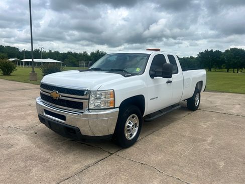 Used 2013 Chevrolet Silverado 2500 2WD Extended Cab image 1