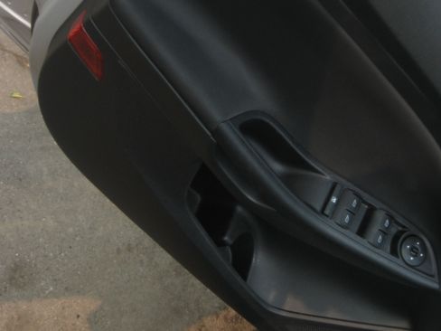 Used 2017 Ford Focus SE Sedan FWD image 8