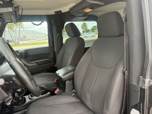Used 2017 Jeep Wrangler Sport AWD/4WD image 57