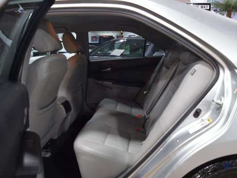 Used 2012 Toyota Camry LE image 18