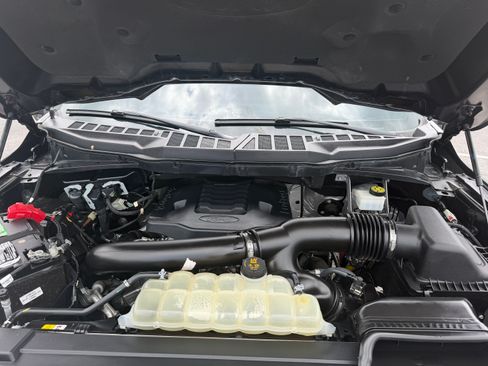 Used 2021 Ford F150 4x4 SuperCrew image 16