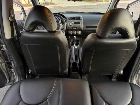 Used 2008 Honda Fit Sport image 23