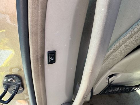 Used 2004 Nissan Quest 3.5 SE image 15