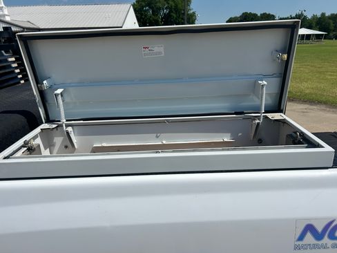 Used 2013 Chevrolet Silverado 2500 RWD image 21