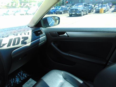 Used 2014 Volkswagen Jetta TDI image 20