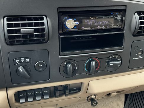 Used 2007 Ford F250 image 14