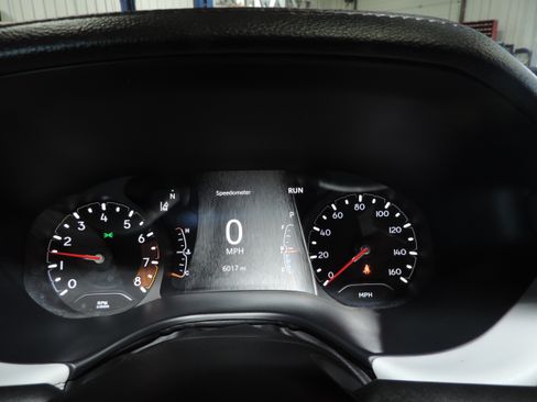 Used 2023 Jeep Compass 4WD Limited image 39