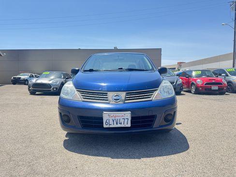 Used 2010 Nissan Versa Sedan FWD image 13