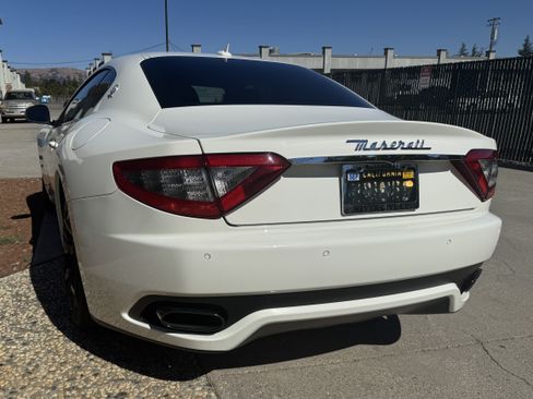 Used 2016 Maserati GranTurismo Sport image 7