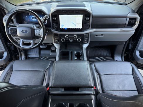 Used 2024 Ford F150 XLT image 5
