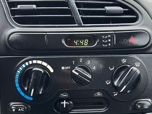 Used 2002 Daewoo Lanos S image 11