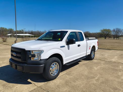 Used 2016 Ford F150 image 1