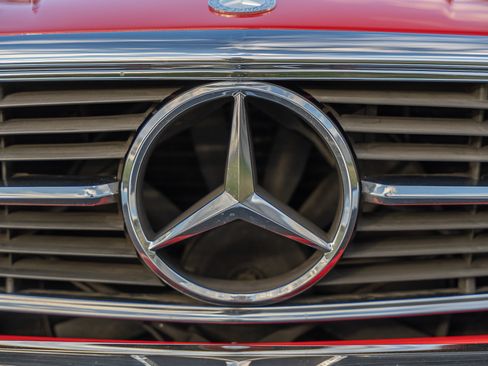 Used 1987 Mercedes-Benz 560 SL image 24