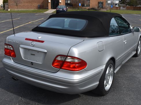 Used 2001 Mercedes-Benz CLK 430 image 10