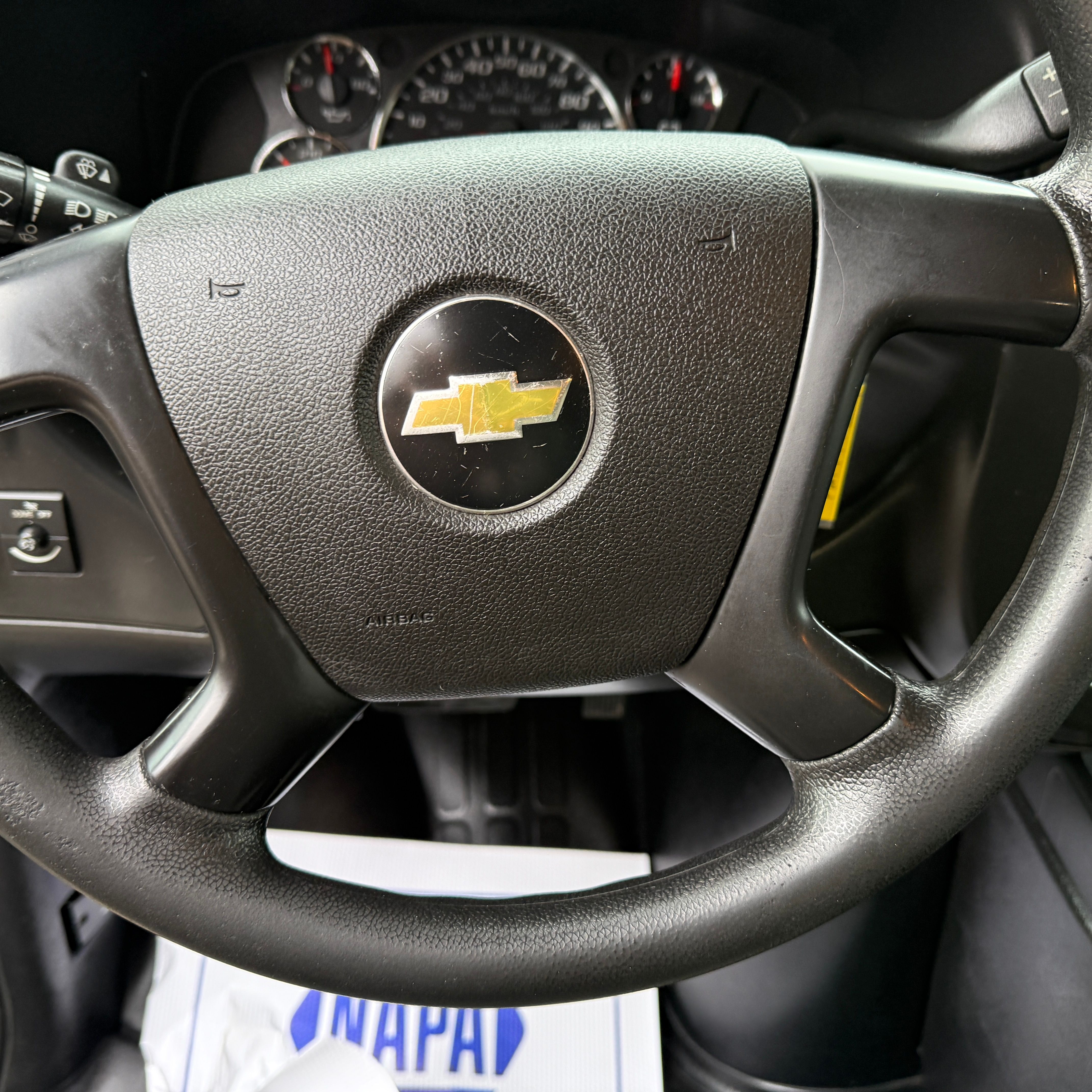 Used 2015 Chevrolet Express 3500 Extended RWD image 16