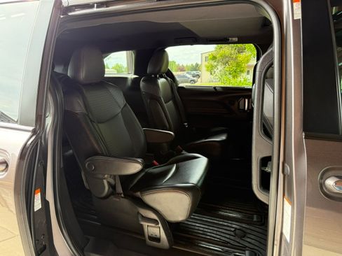 Used 2021 Toyota Sienna XSE AWD w/ Plus Package image 23