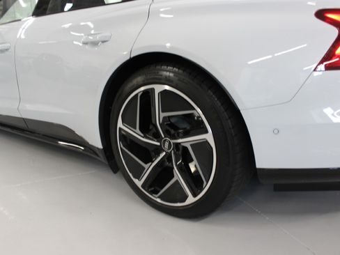 Used 2024 Audi RS e-tron GT w/ Carbon Performance Package AWD/4WD image 12