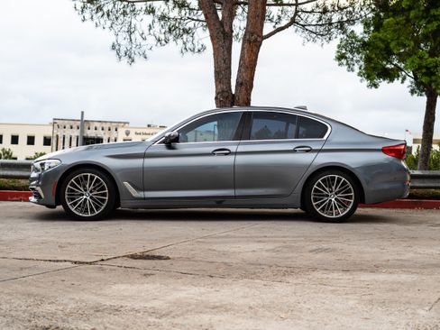 Used 2017 BMW 530i image 34
