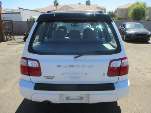 Used 2001 Subaru Forester S image 8