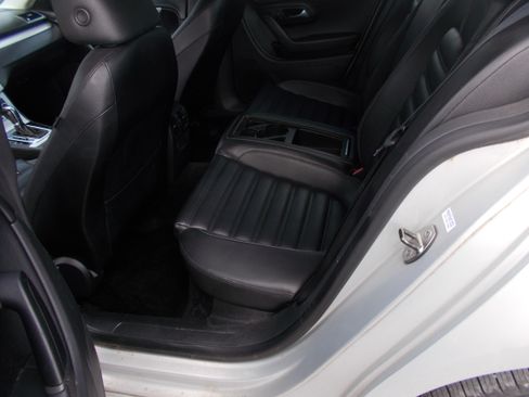 Used 2012 Volkswagen CC Sport image 9
